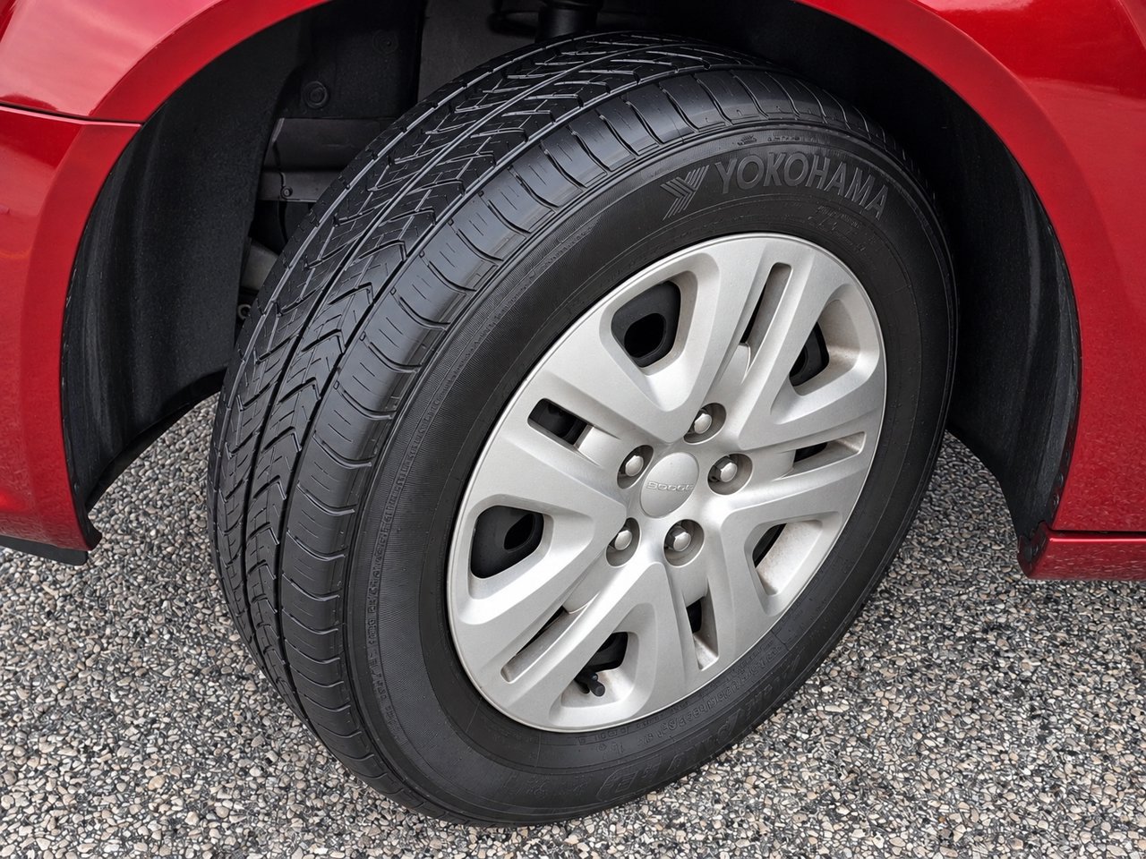 Used 2019 Dodge Grand Caravan SE FWD image 11