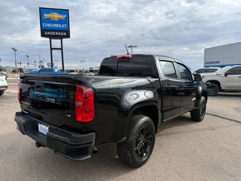 Certified 2021 Chevrolet Colorado Z71 w/ Z71 Midnight Edition AWD/4WD image 5