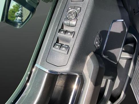 Used 2019 Ford F250 Platinum w/ Platinum Ultimate Package AWD/4WD image 22