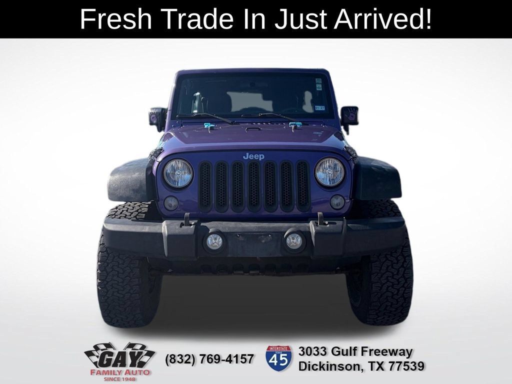 Used 2017 Jeep Wrangler Unlimited Sport AWD/4WD image 2