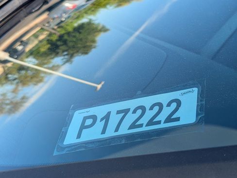 Certified 2025 Nissan Rogue SV FWD image 34