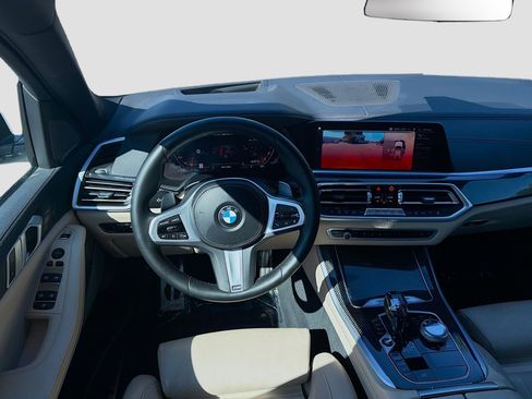 Used 2022 BMW X5 M50i w/ Executive Package AWD/4WD image 17