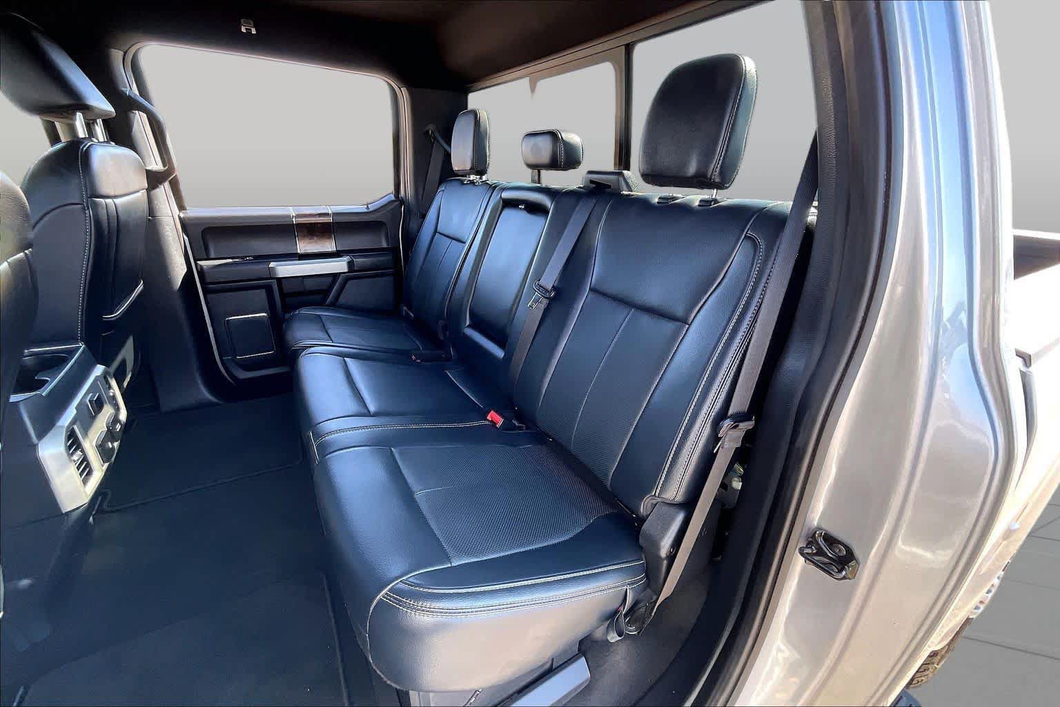 Used 2022 Ford F250 Lariat w/ Lariat Ultimate Package AWD/4WD image 20