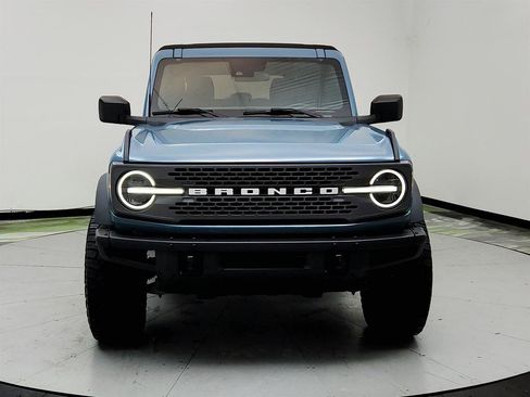 Used 2022 Ford Bronco Badlands AWD/4WD image 2