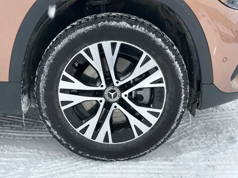 Used 2024 Mercedes-Benz GLA 250 GLA 250 image 9