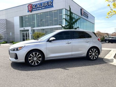 Used 2018 Hyundai Elantra GT w/ Style Package 02 FWD image 43