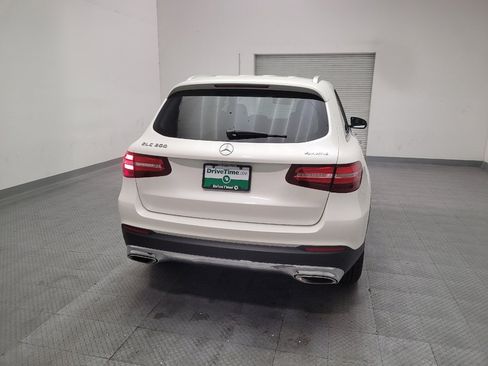 Used 2018 Mercedes-Benz GLC 300 4MATIC image 7
