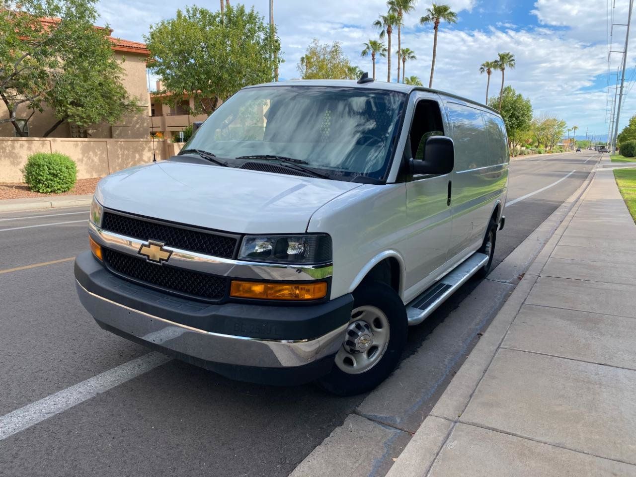 Used 2024 Chevrolet Express 2500 w/ Driver Convenience Package RWD image 2