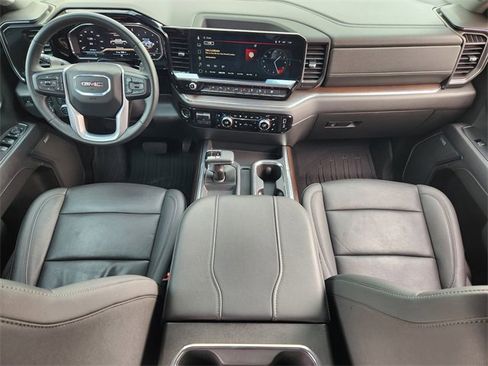 Used 2024 GMC Sierra 1500 SLT image 26
