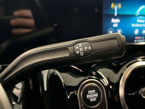 Certified 2022 Mercedes-Benz GLA 250 4MATIC image 24