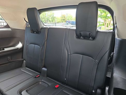 Used 2023 INFINITI QX60 Luxe w/ Cargo Package FWD image 9