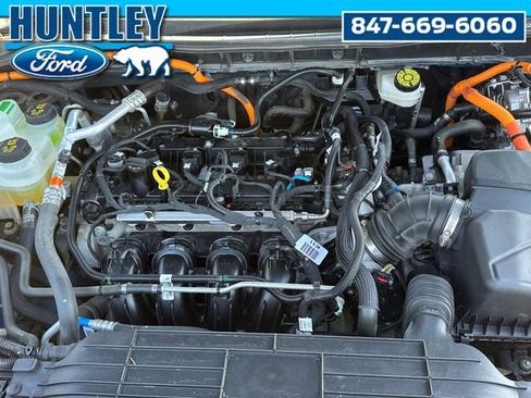 Used 2022 Ford Escape SEL w/ Class II Trailer Tow Package image 9