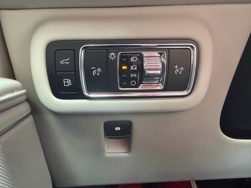 New 2026 Lincoln Nautilus Reserve image 25