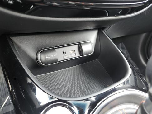 Used 2018 Kia Soul ! w/ Tech Package FWD image 29