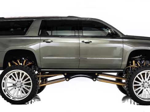 Used 2018 GMC Yukon XL Denali w/ Denali Ultimate Package image 6