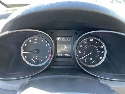 Used 2018 Hyundai Santa Fe Sport image 22