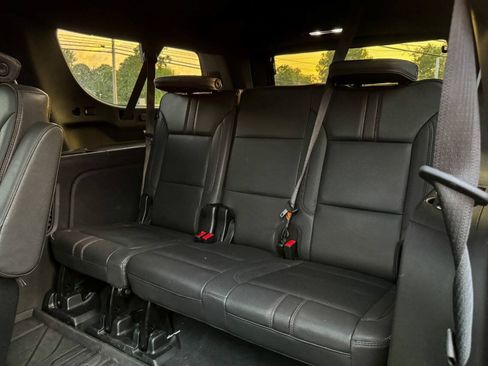 Used 2023 Chevrolet Suburban RST w/ Luxury Package AWD/4WD image 21