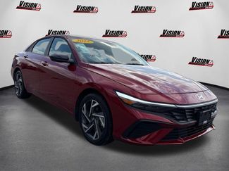 Certified 2025 Hyundai Elantra Sport video 3