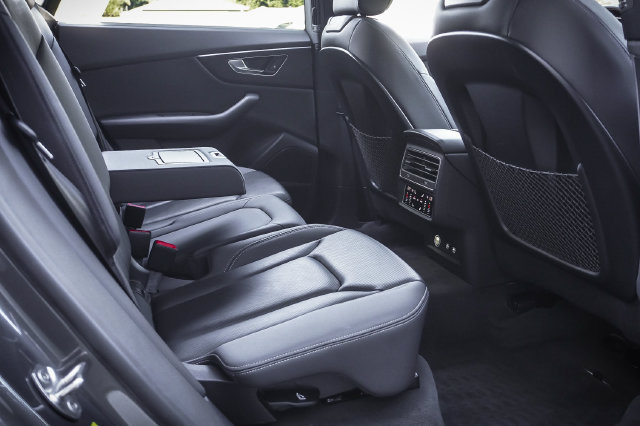 Used 2019 Audi Q8 Prestige AWD/4WD image 23