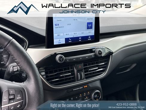 Used 2020 Ford Escape SEL FWD image 22