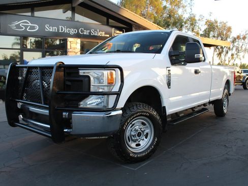 Used 2020 Ford F250 XL w/ Power Equipment Group AWD/4WD image 1