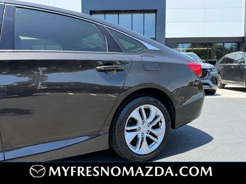 Used 2018 Honda Accord LX image 6