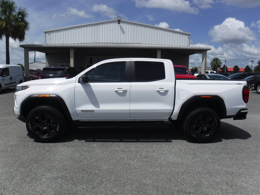 Used 2025 GMC Canyon Elevation w/ Convenience Package AWD/4WD image 1
