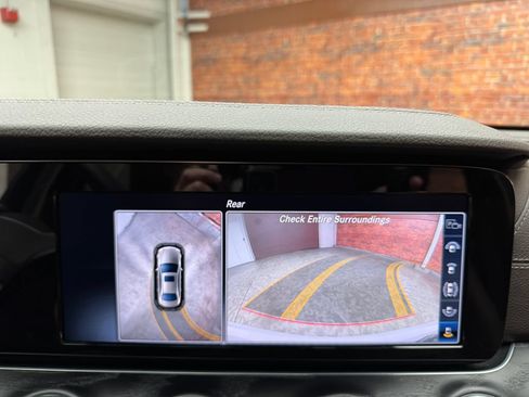 Certified 2019 Mercedes-Benz E 300 4MATIC image 20