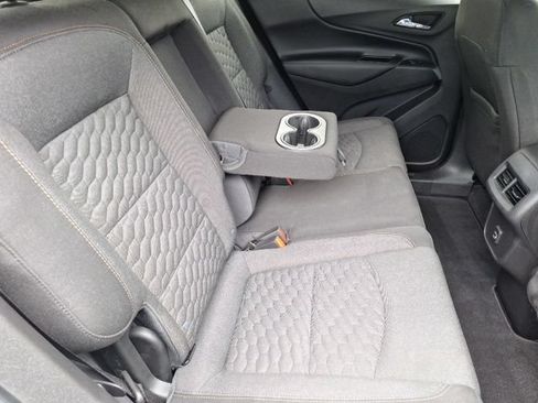 Used 2020 Chevrolet Equinox LT FWD image 17