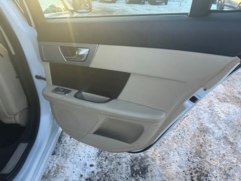 Used 2013 Jaguar XF 3.0 image 23