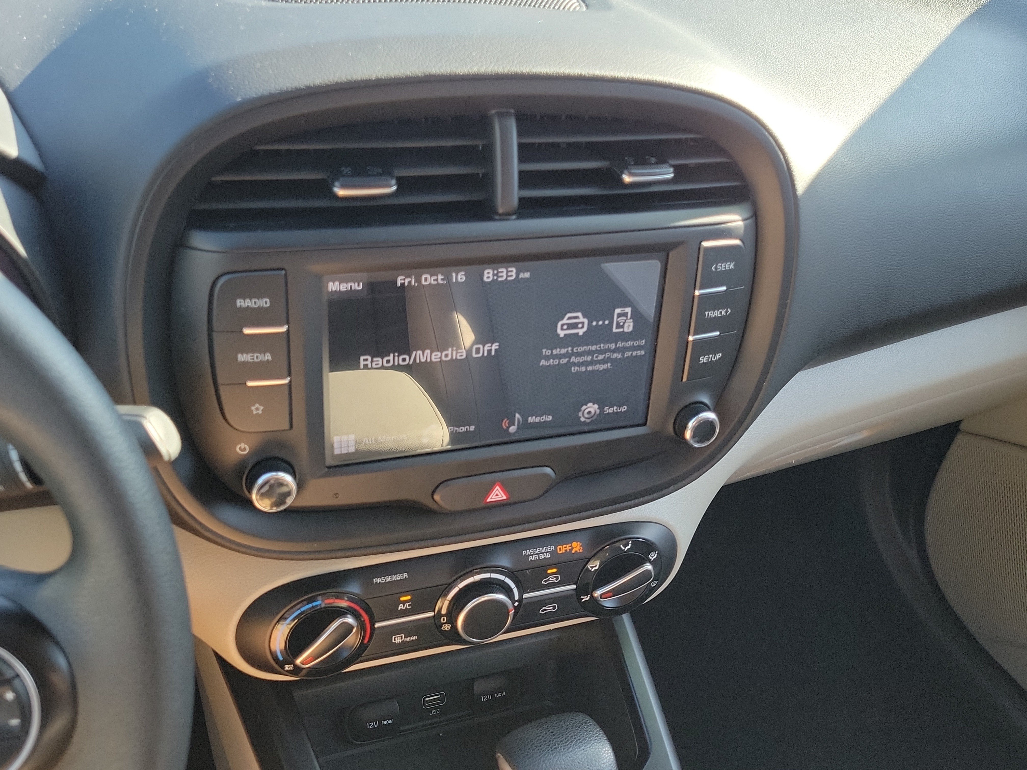 Used 2024 Kia Soul LX FWD image 24