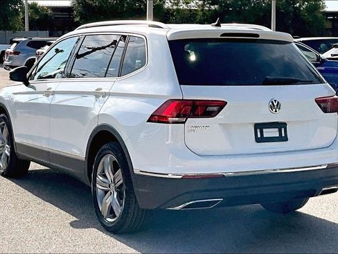 Certified 2021 Volkswagen Tiguan SE FWD image 7