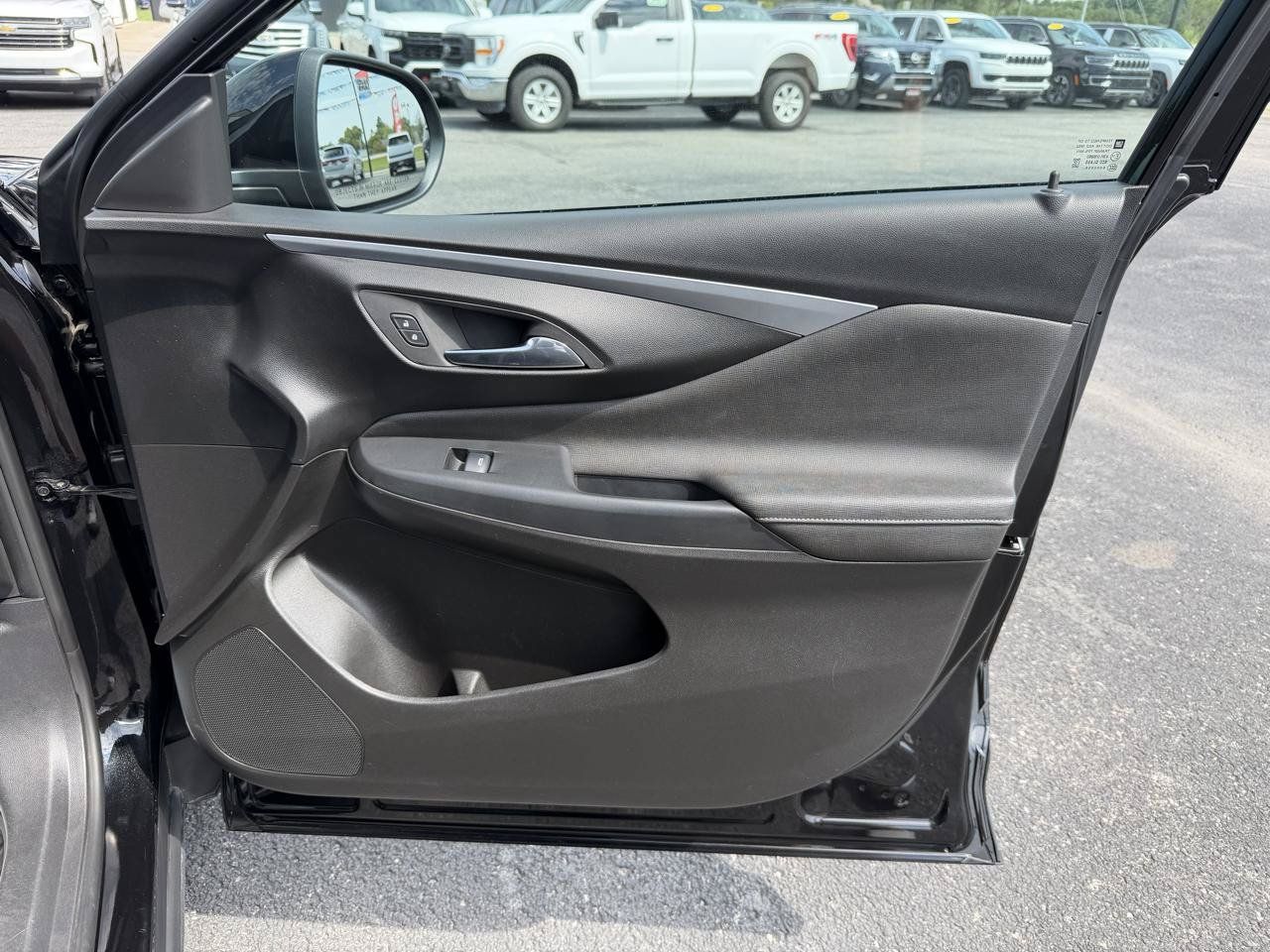 Used 2024 Buick Envista Preferred w/ Convenience I Package FWD image 21