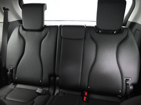 New 2026 Kia Carnival LXS FWD image 28