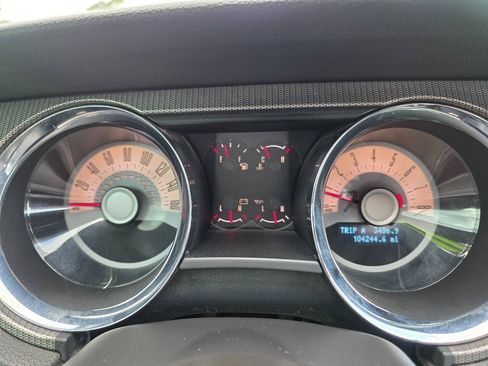Used 2011 Ford Mustang GT Premium w/ 401A Rapid Spec Order Code RWD image 13