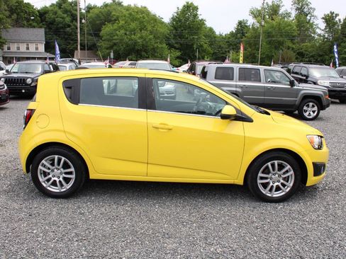 Used 2016 Chevrolet Sonic LT w/ LT Promotional Package FWD image 6