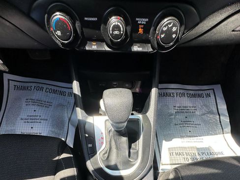 Used 2024 Kia Forte LXS FWD image 15