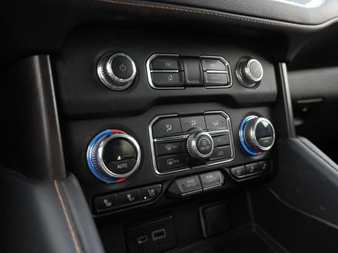 Used 2023 GMC Yukon AT4 w/ AT4 Premium Plus Package AWD/4WD image 25