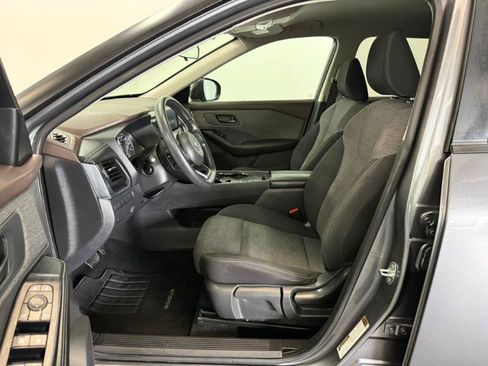 Used 2021 Nissan Rogue S FWD image 10