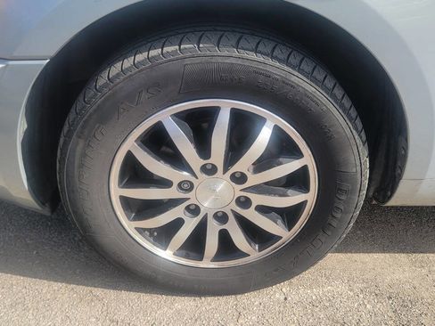 Used 2012 Kia Sedona EX w/ Luxury Pkg FWD image 34