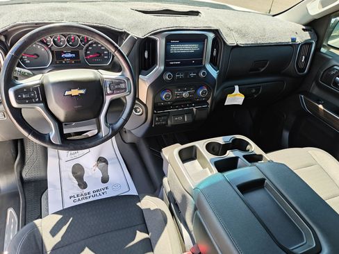 Used 2021 Chevrolet Silverado 1500 LT w/ Bed Protection Package AWD/4WD image 13
