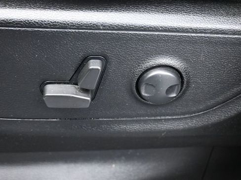 Used 2022 RAM 1500 Big Horn image 11