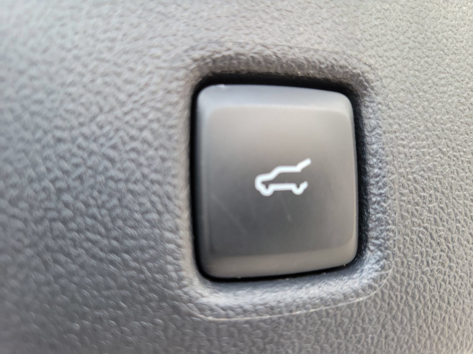 Used 2025 Ford Escape Active w/ Tech Pack #1 FWD image 31