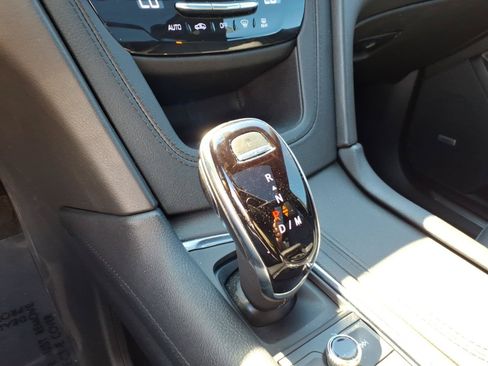 Certified 2023 Cadillac XT5 Premium Luxury AWD/4WD image 28