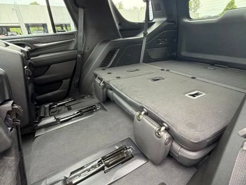 Used 2023 GMC Yukon Denali w/ LPO, Floor Liner Package AWD/4WD image 35