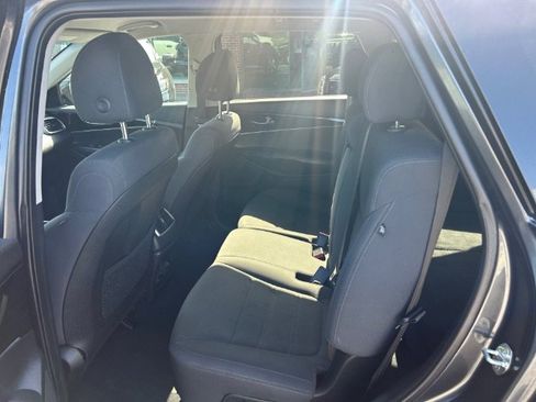 Used 2020 Kia Sorento AWD V6 image 14