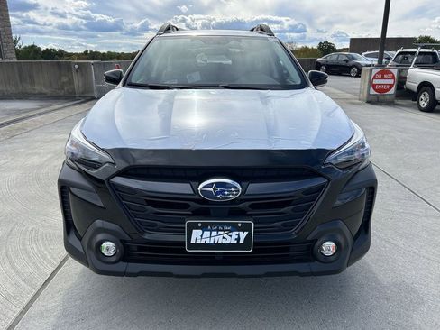 Certified 2025 Subaru Outback Premium AWD/4WD image 6