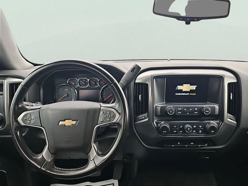 Used 2018 Chevrolet Silverado 1500 LT w/ LPO, Black Pack AWD/4WD image 15
