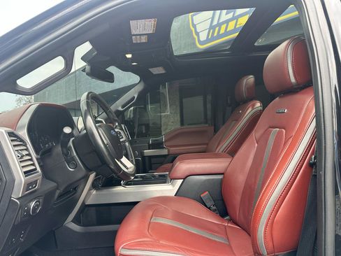 Used 2020 Ford F250 Platinum image 2