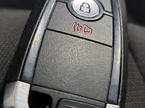 Used 2022 Ford EcoSport SE w/ SE Convenience Package image 32